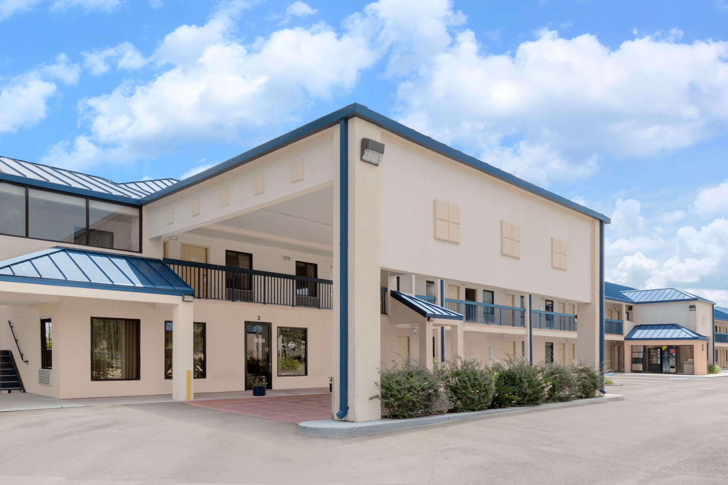 Motel Super 8 By Wyndham South Hattiesburg